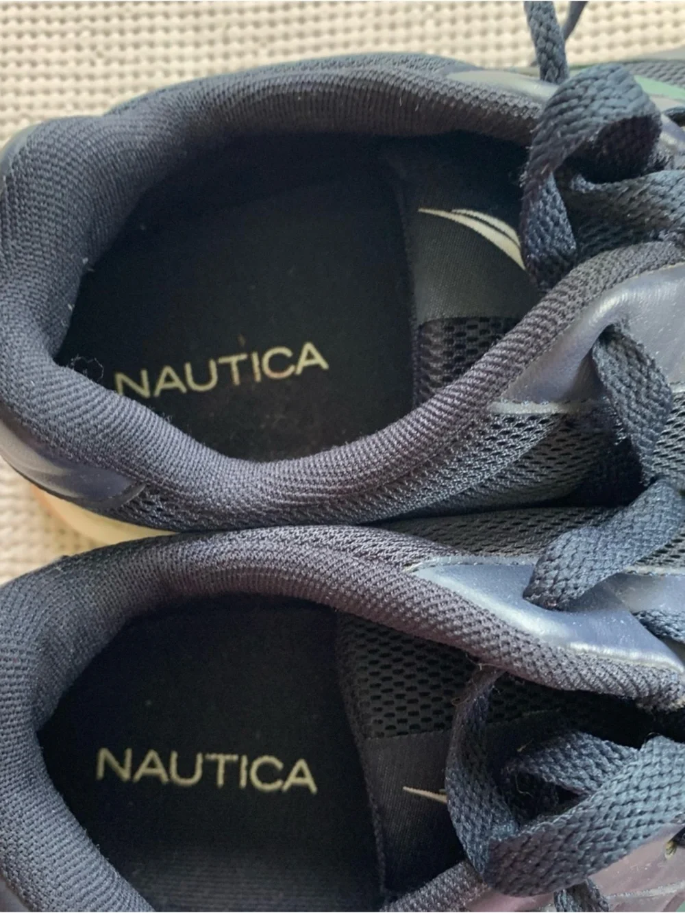 Nautica casual athletic